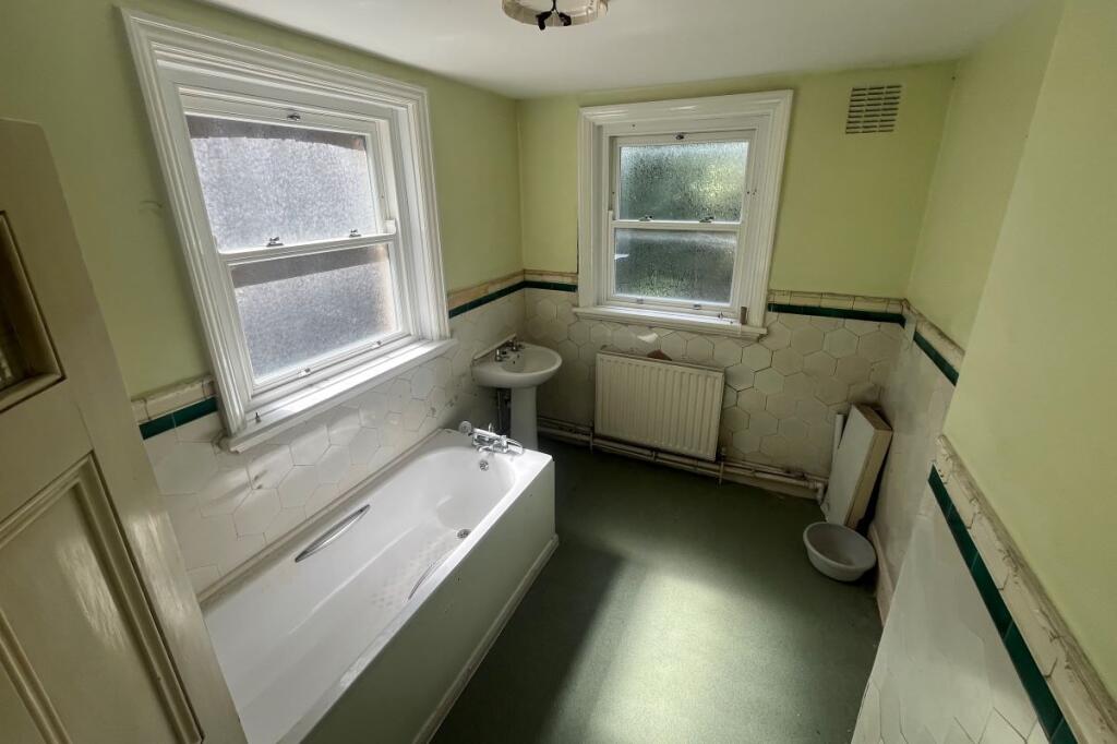 Apartment in London - View 5