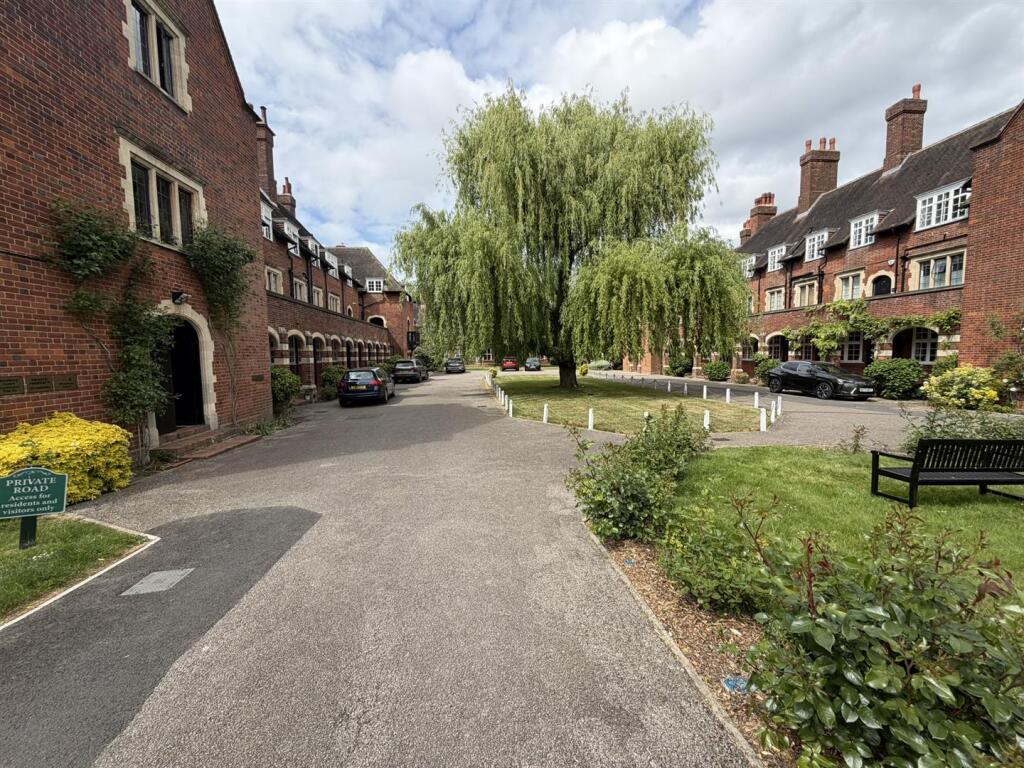 Main image of property: Meadway, Hampstead Garden Suburb, London