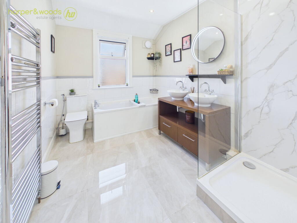 House in Wirral, Liverpool City Region - View 2