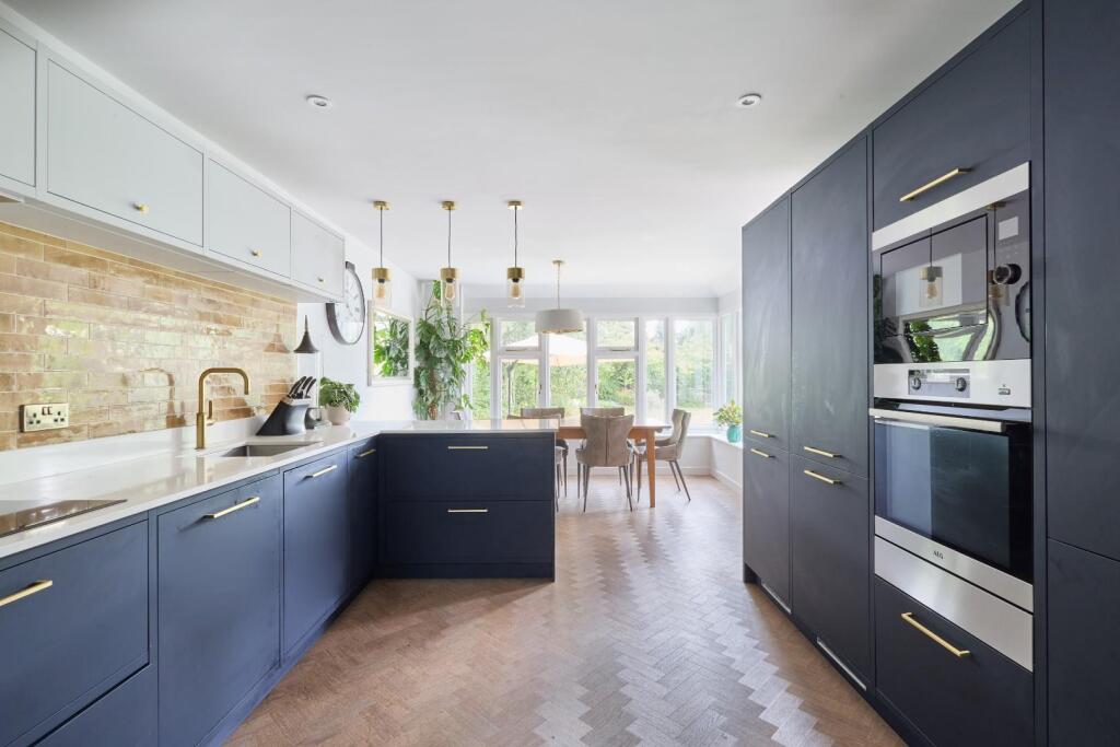 House in Cambridge, Cherry Hinton - View 2