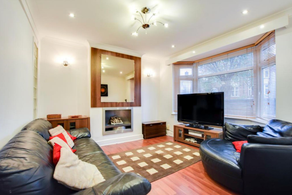 House in Leicester - View 5
