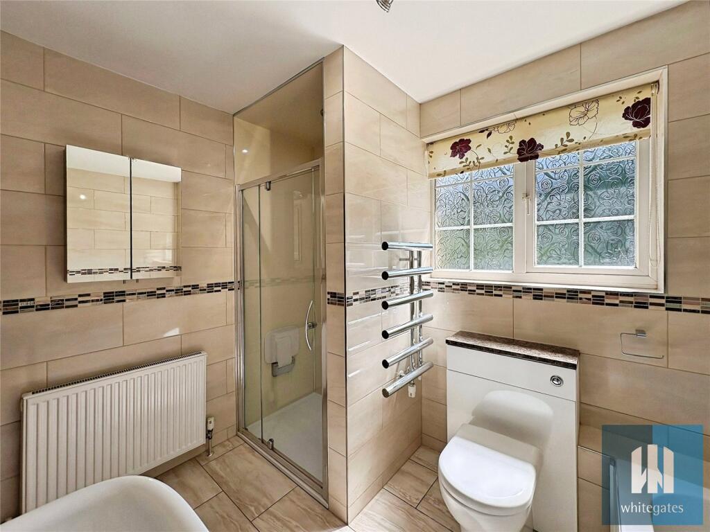 House in Kirklees, Mirfield - View 5