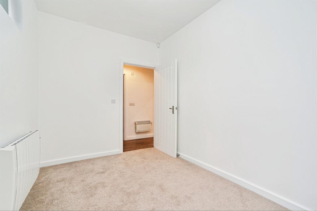 Additional image 7 of Dockfield Terrace, Shipley