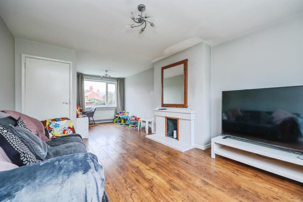 House in Ashfield, Hucknall - View 3