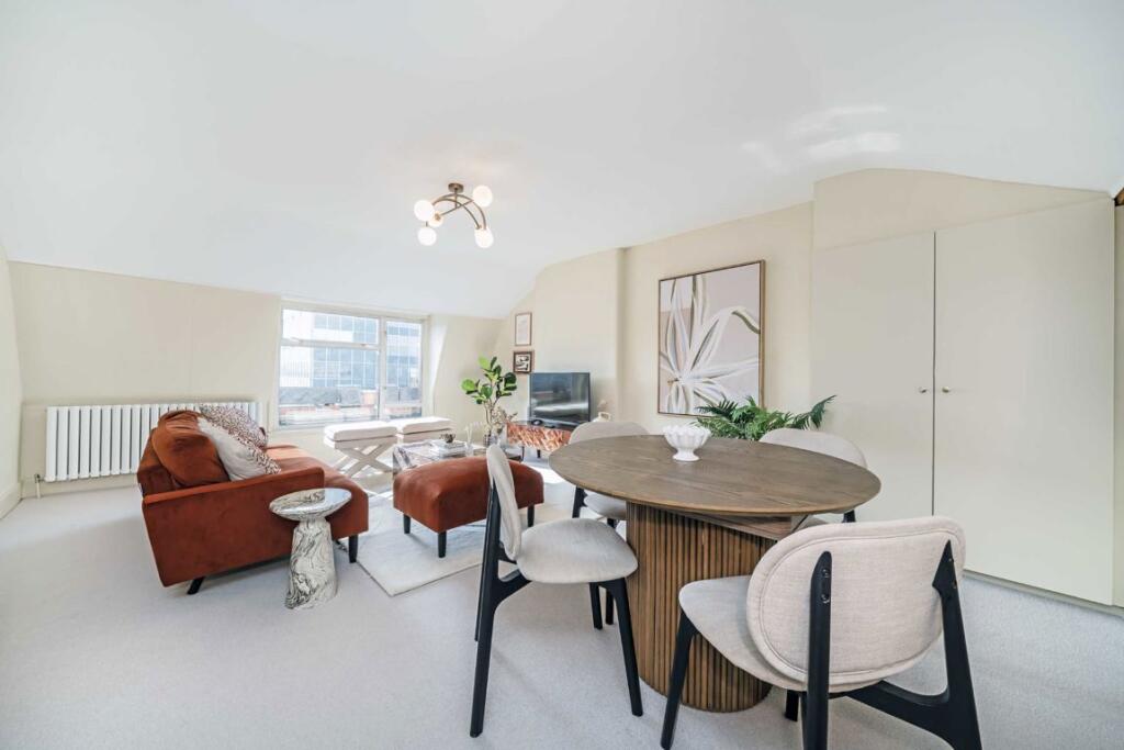 Apartment in London - View 2
