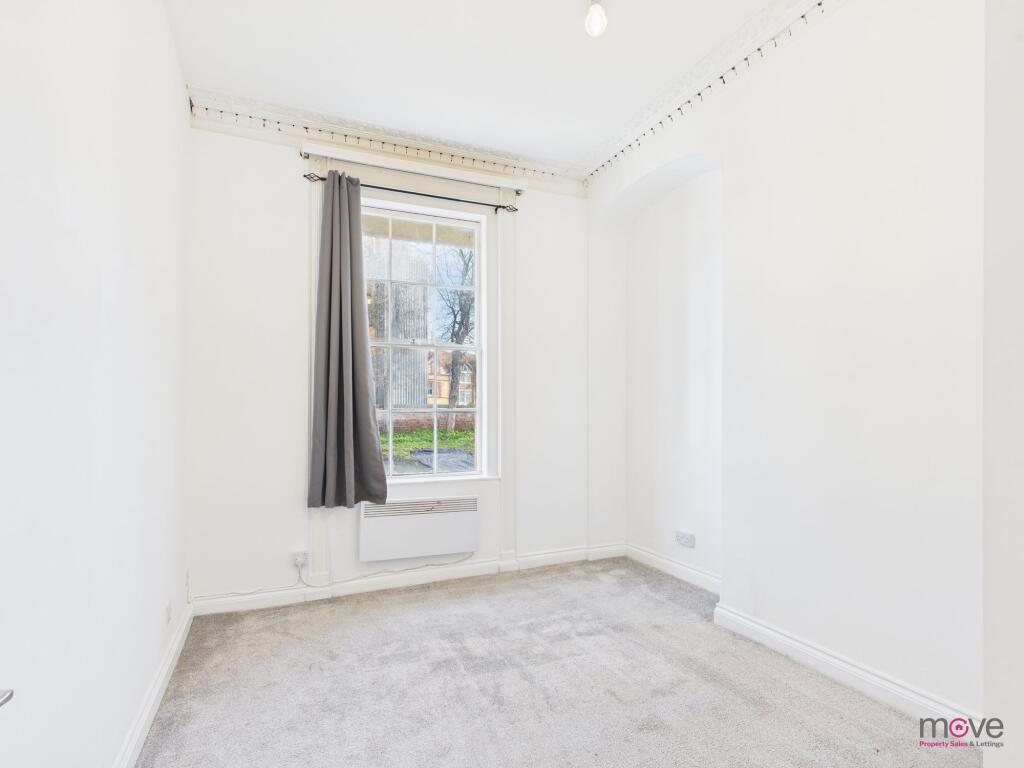 Apartment in Worcester, Worcestershire - View 3