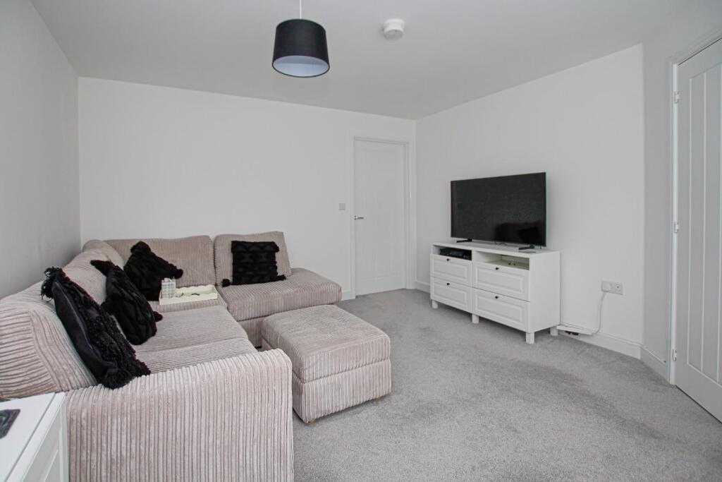 Somerville Drive, Leighton Buzzard photo 3