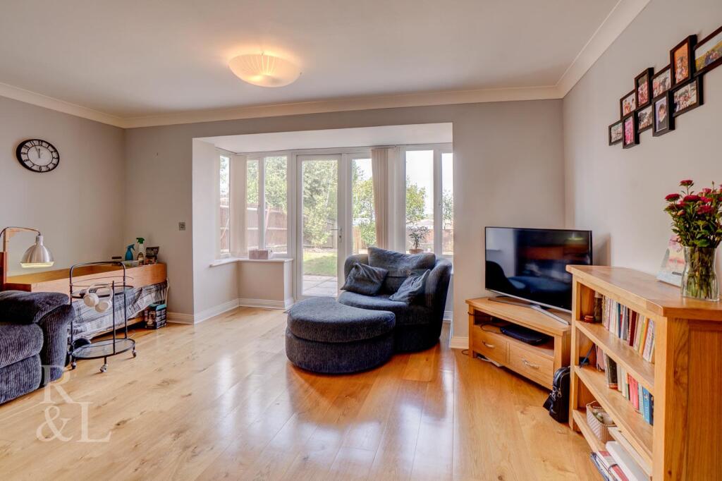 House in Nottingham - View 5