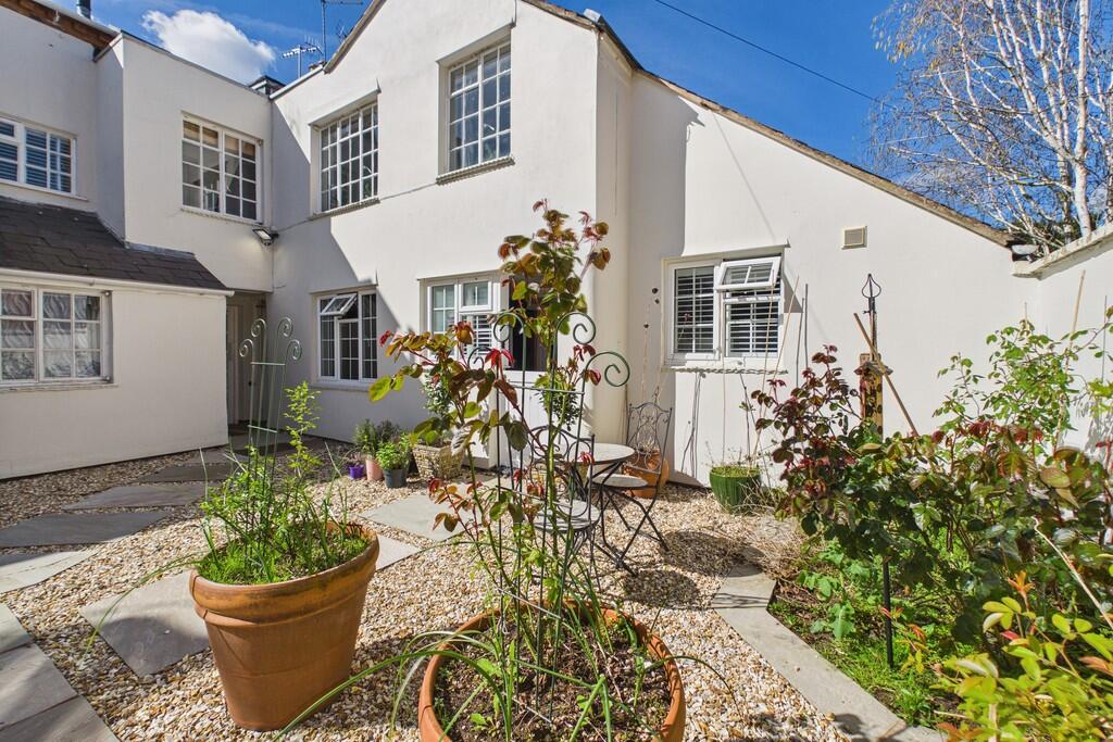 Main image of property: Payton Court, 4 Payton Street, Stratford Upon Avon