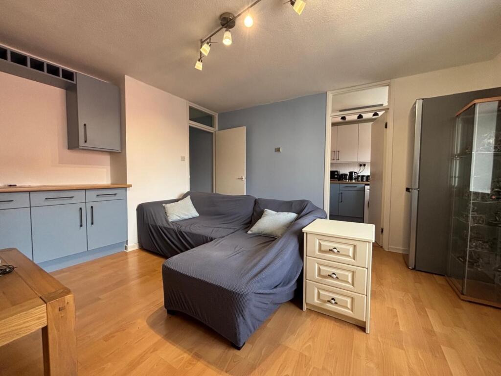 Main image of property: St. Peters Street, Roath