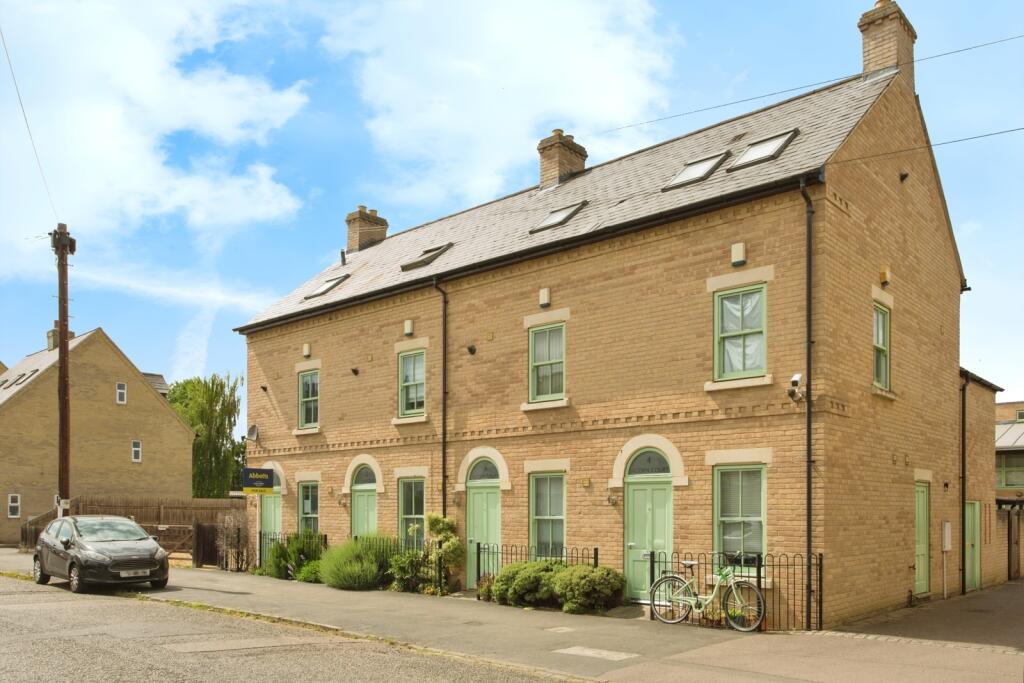 Main image of property: Ditton Walk, Cambridge, Cambridgeshire, CB5