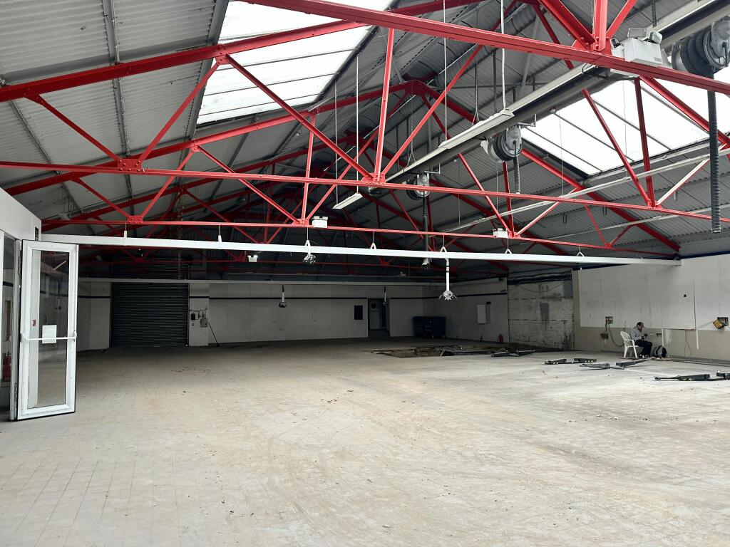 Main image of property: 93 Bollo Lane, South Acton, London, W4 5LU