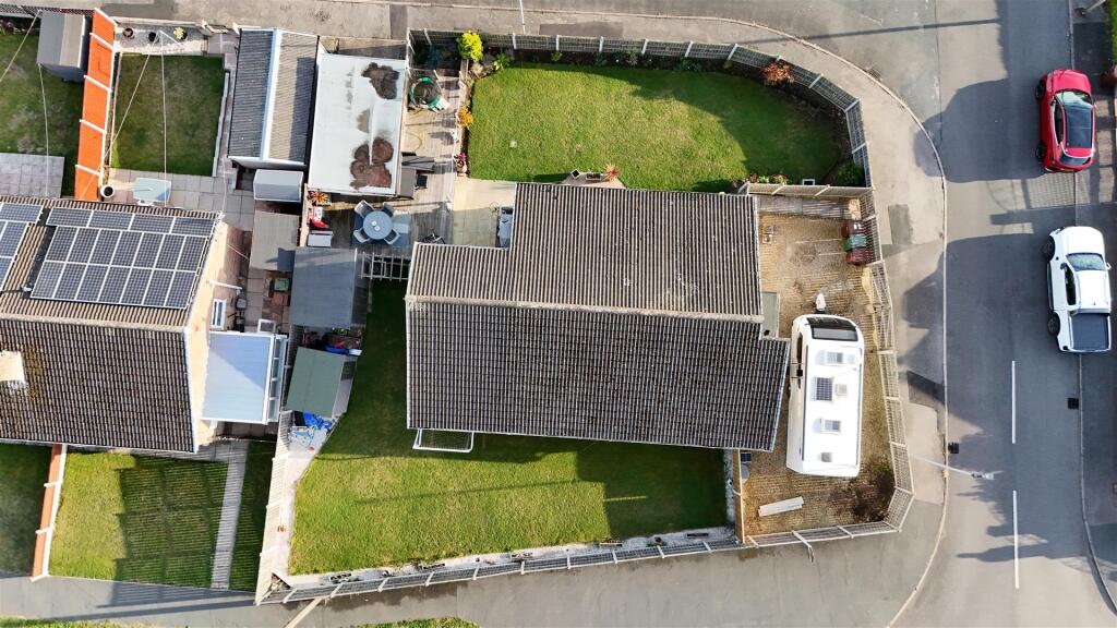 House in Wakefield, Wrangbrook, Upton and North Elmsall - View 5