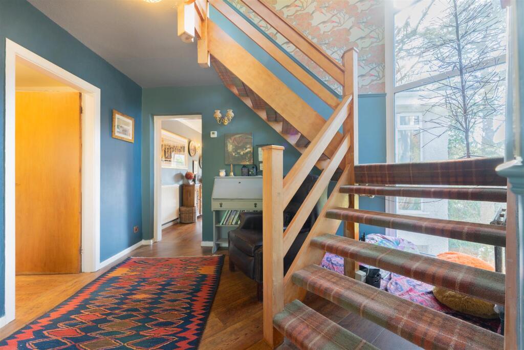 340a, Telegraph Road photo 3