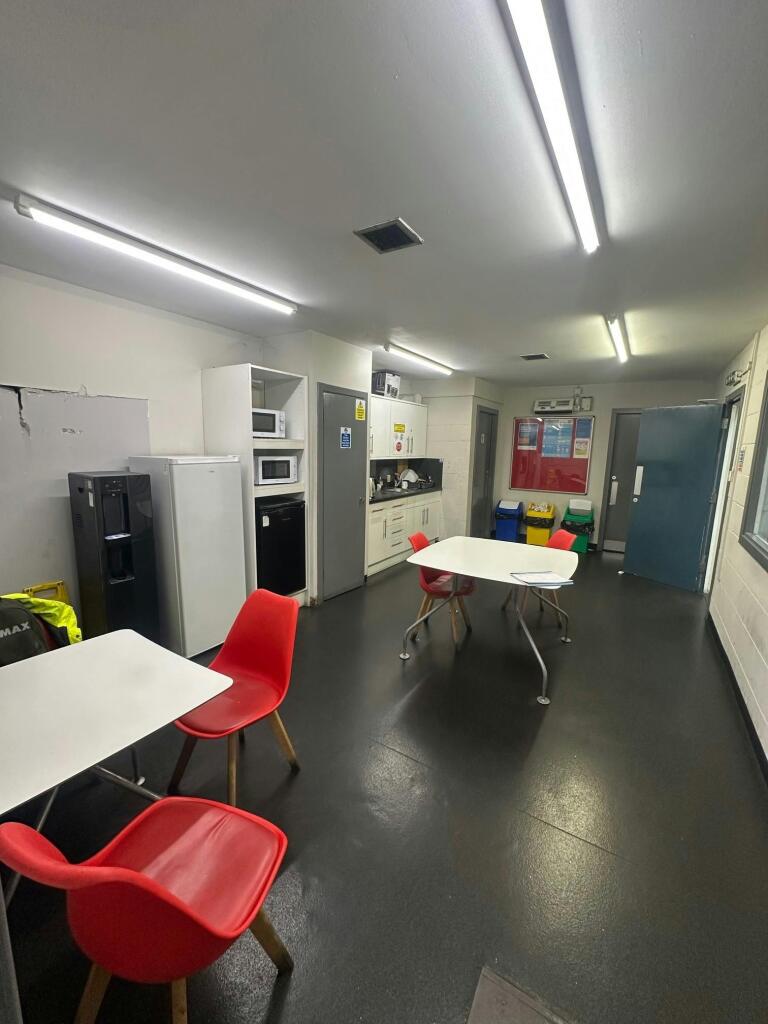 Unit 5-6 SouthPoint - 012.jpg