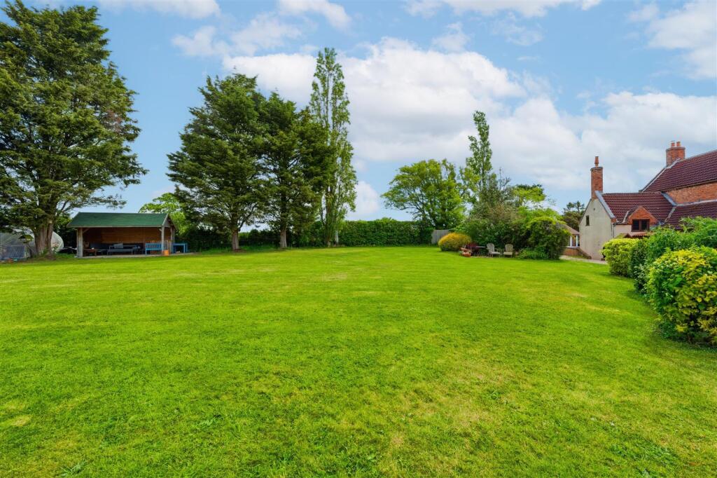 Brinkley, Southwell photo 4