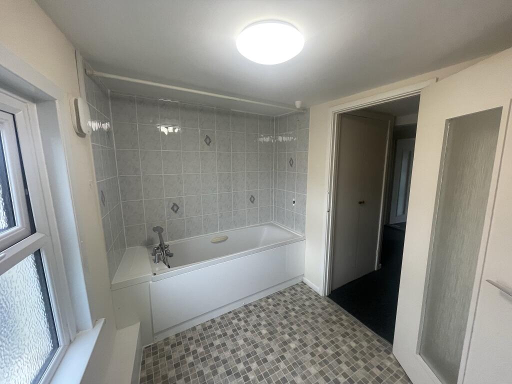 Apartment in Taunton - More