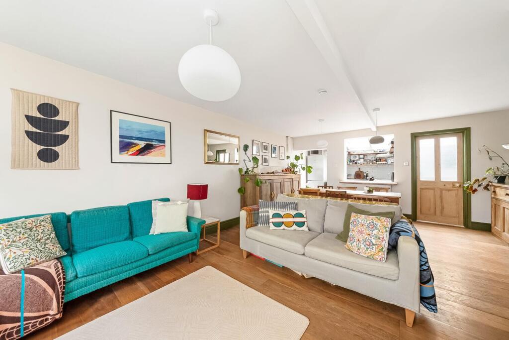 Main image of property: Honey Mews, West Norwood, SE27