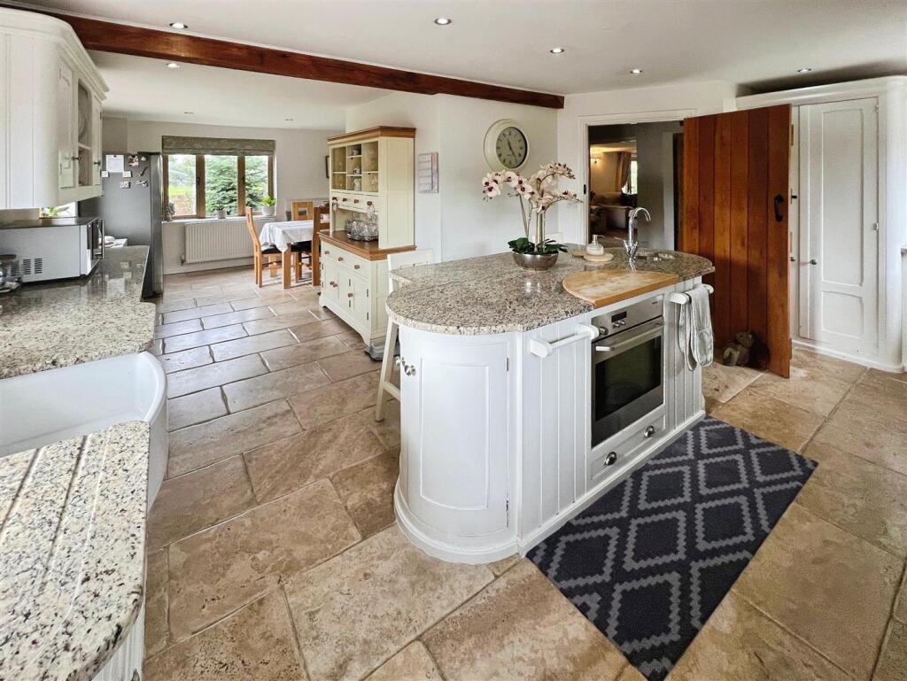 House in Baschurch, Shropshire - View 2