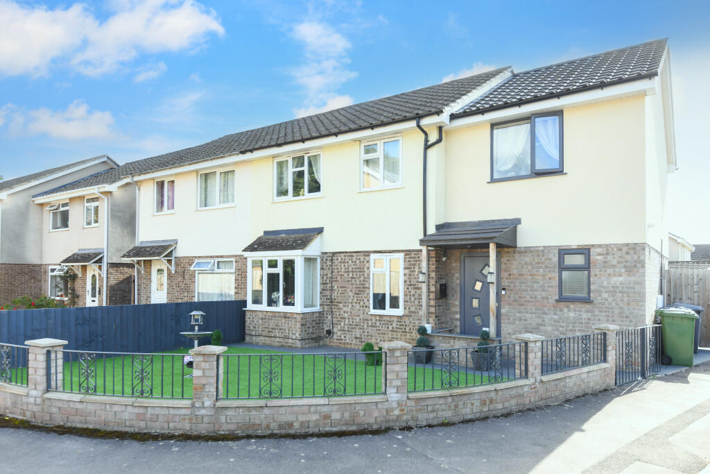 Rambler Close, Trowbridge
