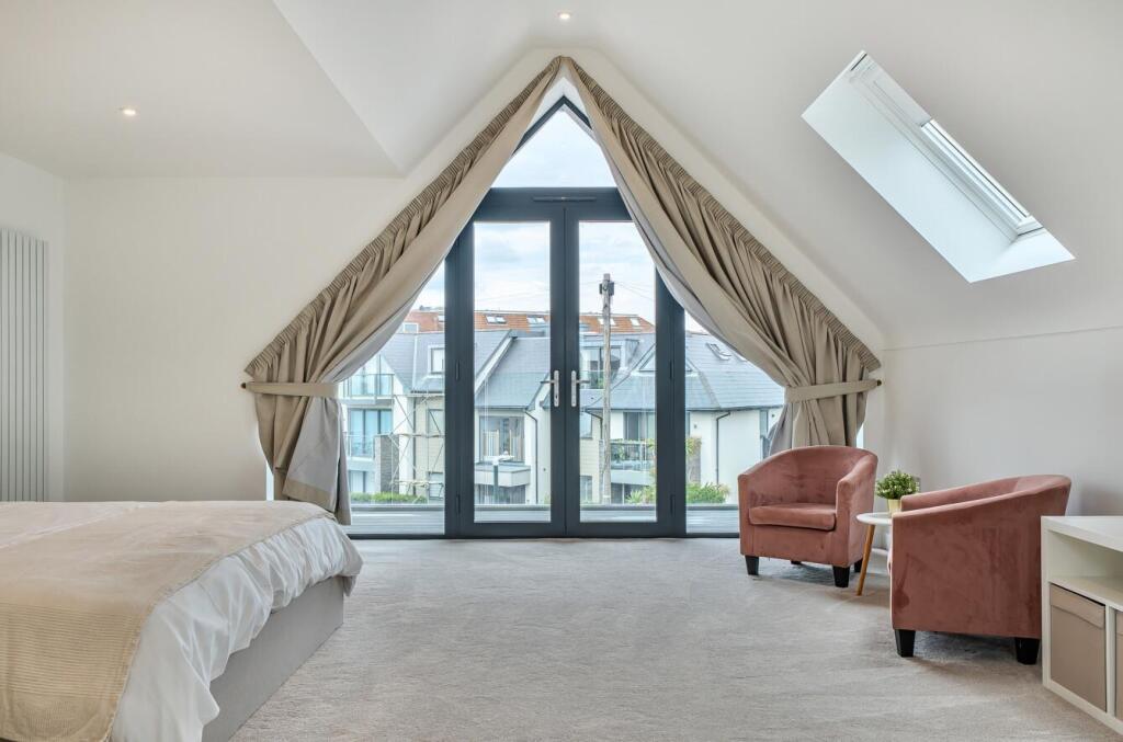 House in Christchurch, Southbourne, Bournemouth - View 3