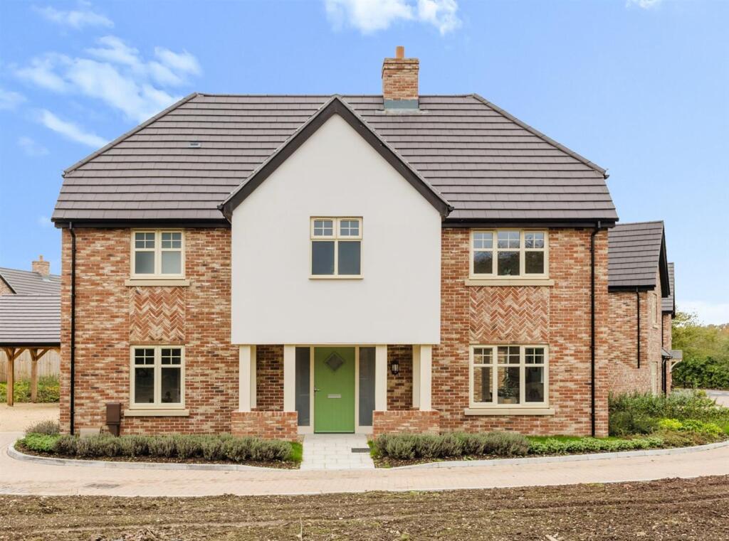 Main image of property: Crofton View, Stubbington