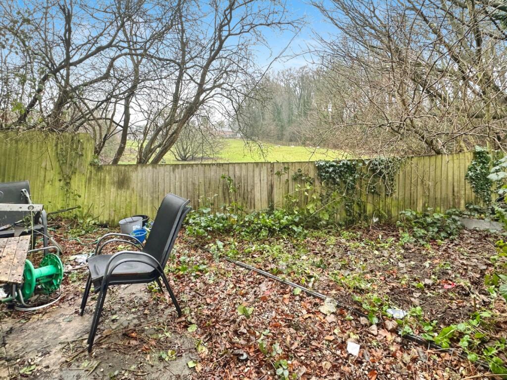 Proctors Place, Wrockwardine Wood, Telford, Shropshire, TF2 7RF photo 4