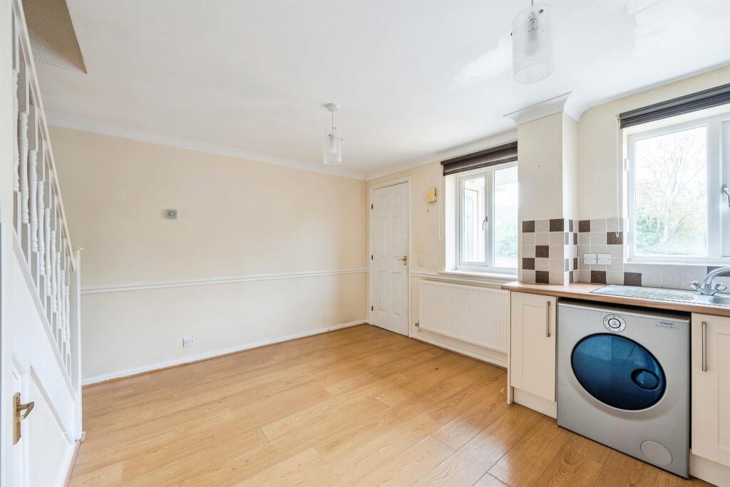 House in Swindon - View 5