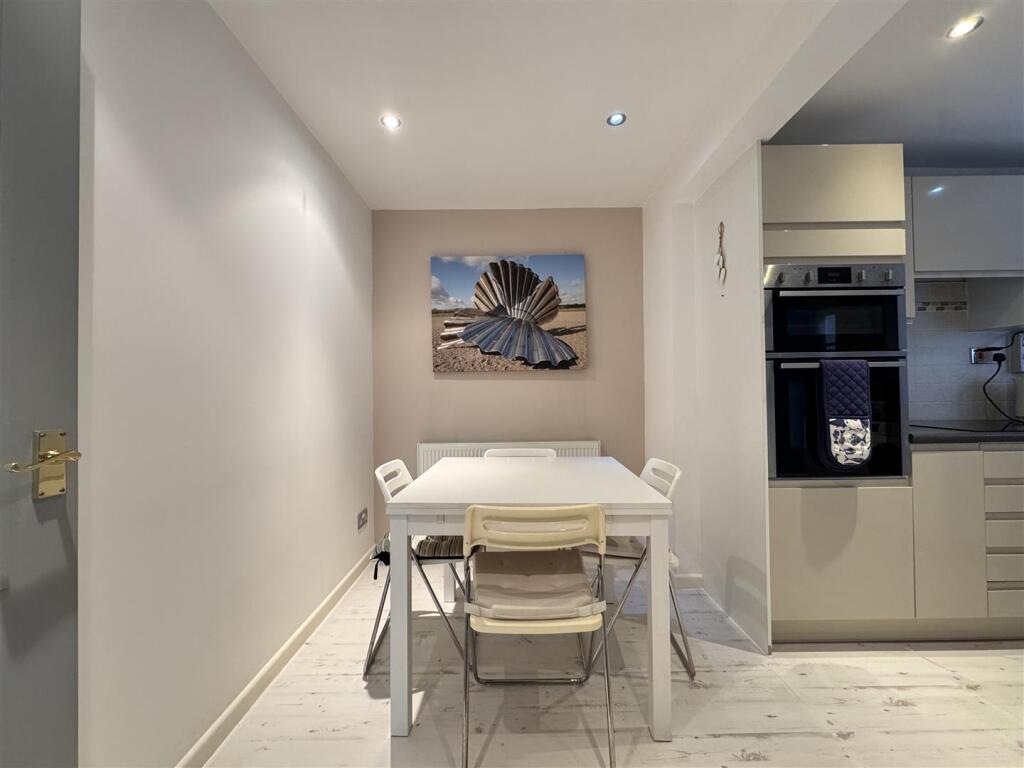House in Dudley, West Midlands - View 5