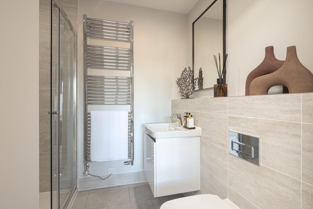 House in Finchampstead - More
