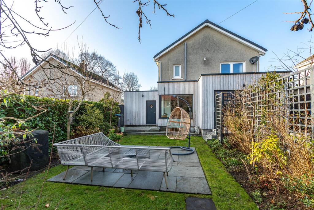 15 Langhaugh Gardens, Galashiels photo 2