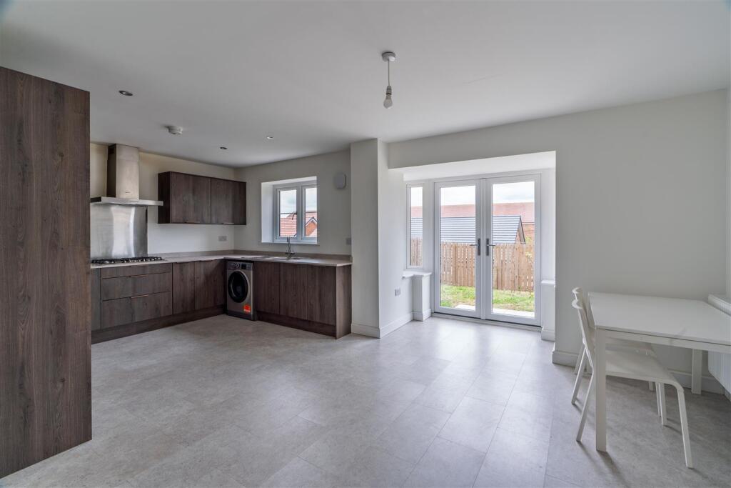 House in Newcastle upon Tyne, Tyne and Wear - View 2