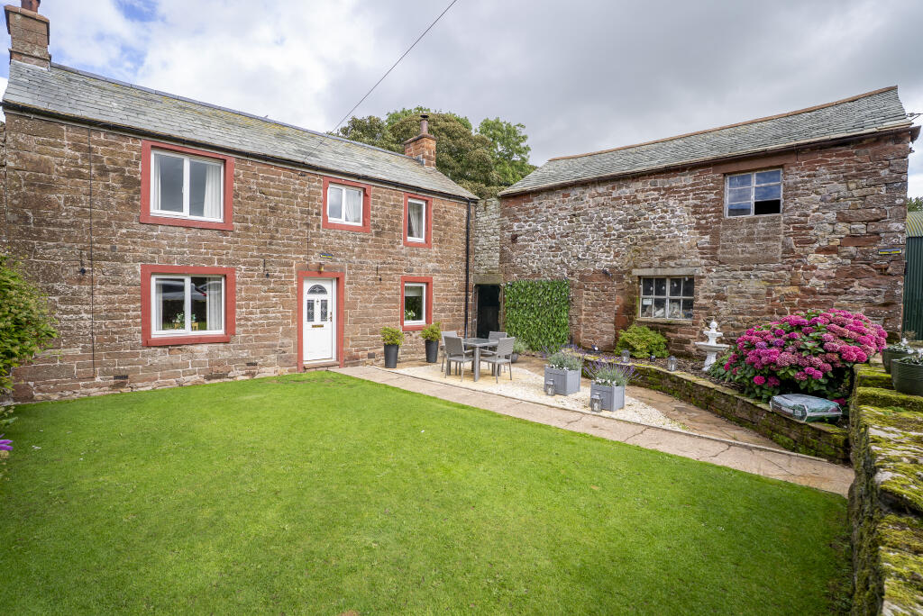 Studio house on Croft House, Scalehouses, Renwick, Penrith, CA10 1JY, £350,000