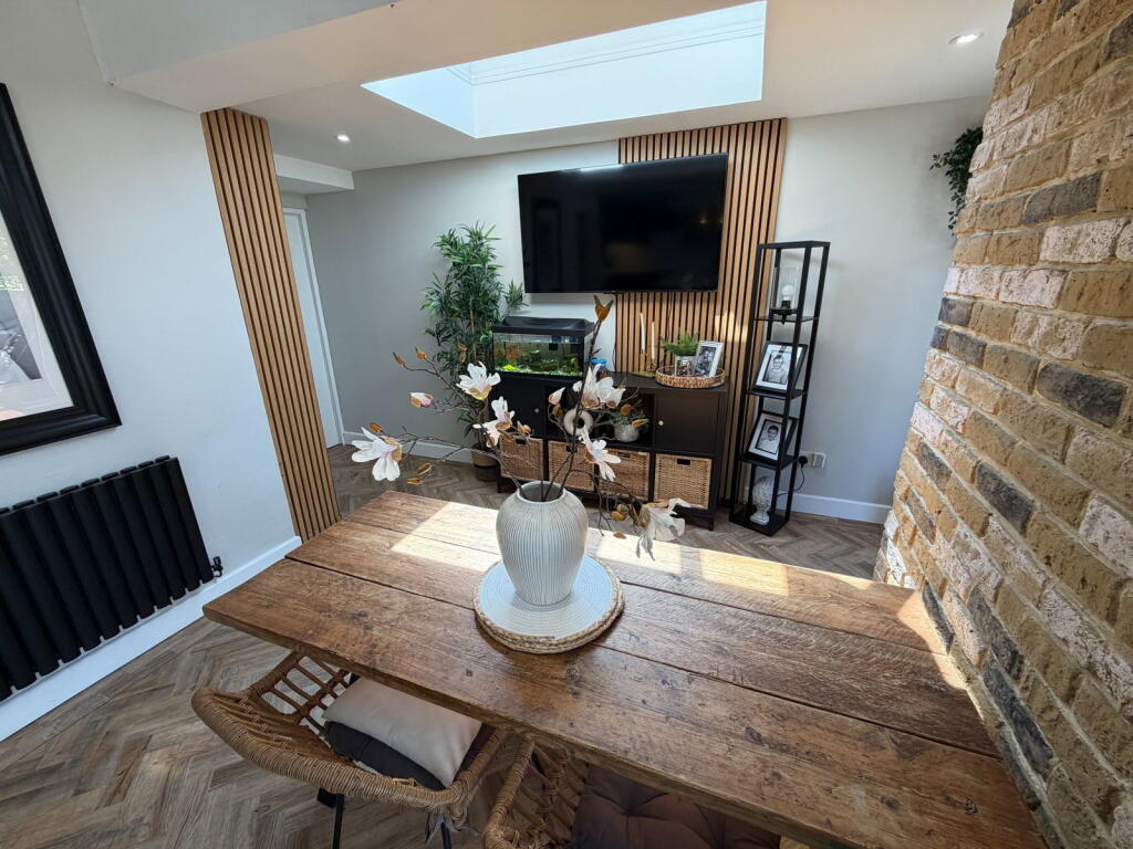 House in Solihull, Shirley - View 5