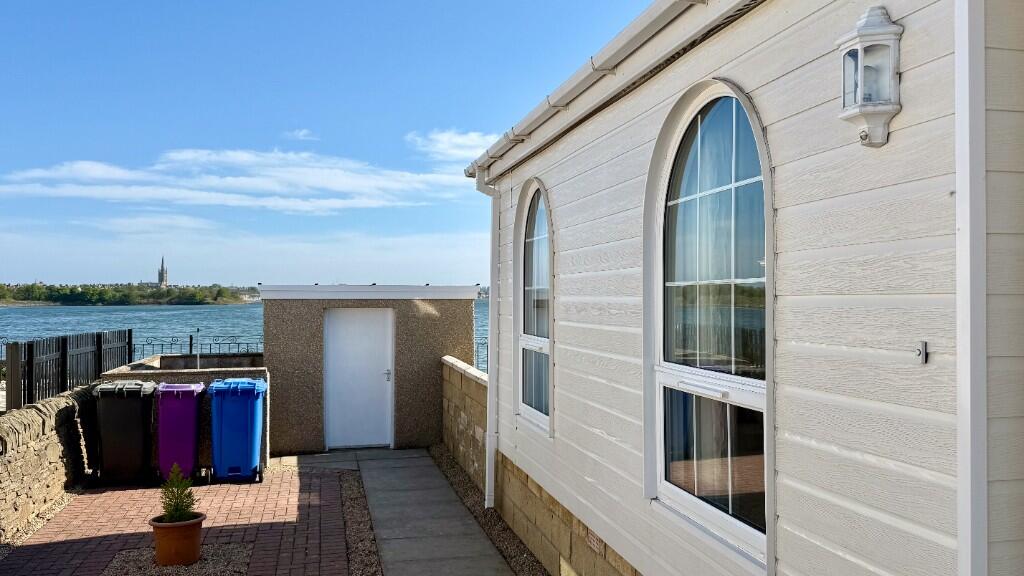 House in Dundee, Angus - View 3