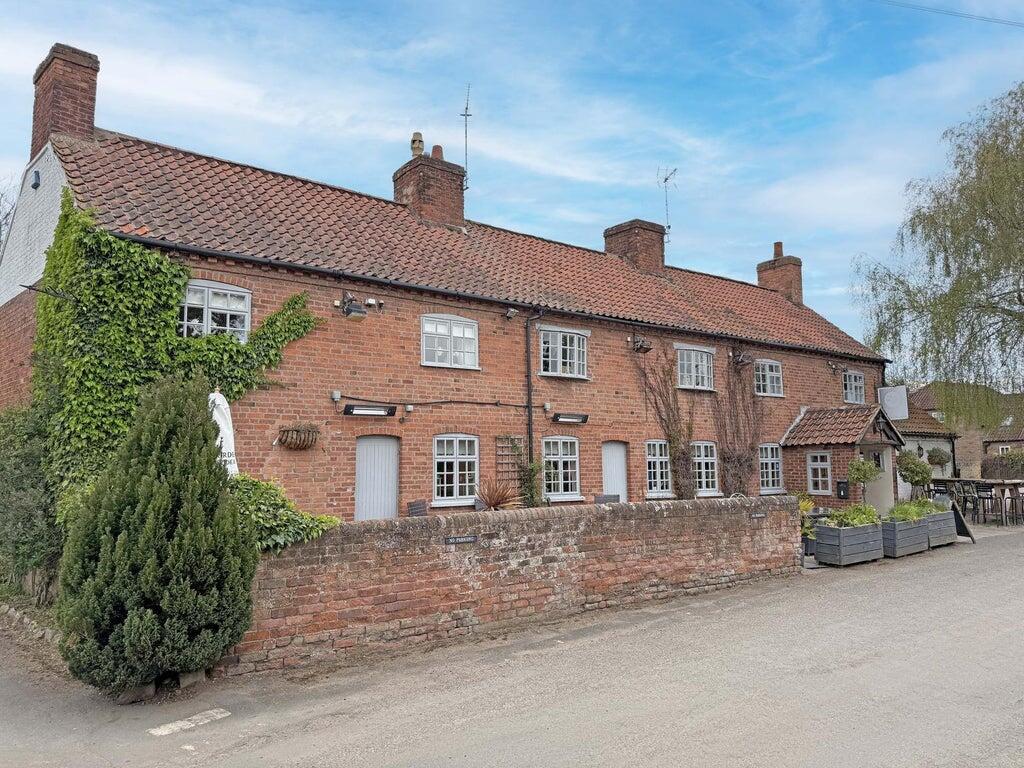 Main image of property: The Full Moon Inn, Main Street, Morton, nr Southwell, NG25 0UT