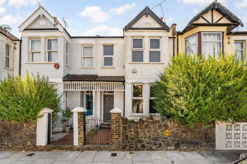 House in London - View 2