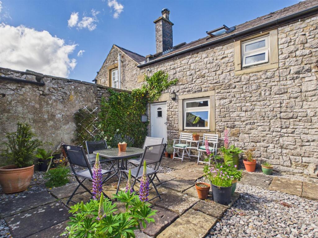 Main image of property: Jesters Corner, Over Haddon, Bakewell