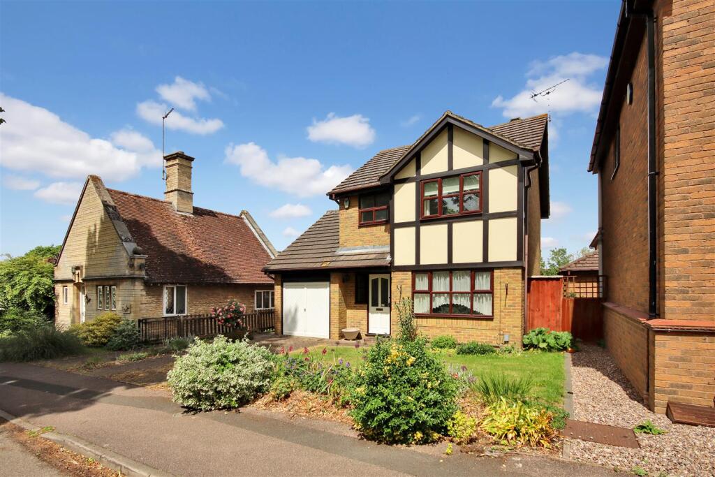 Main image of property: The Drive, Rushden