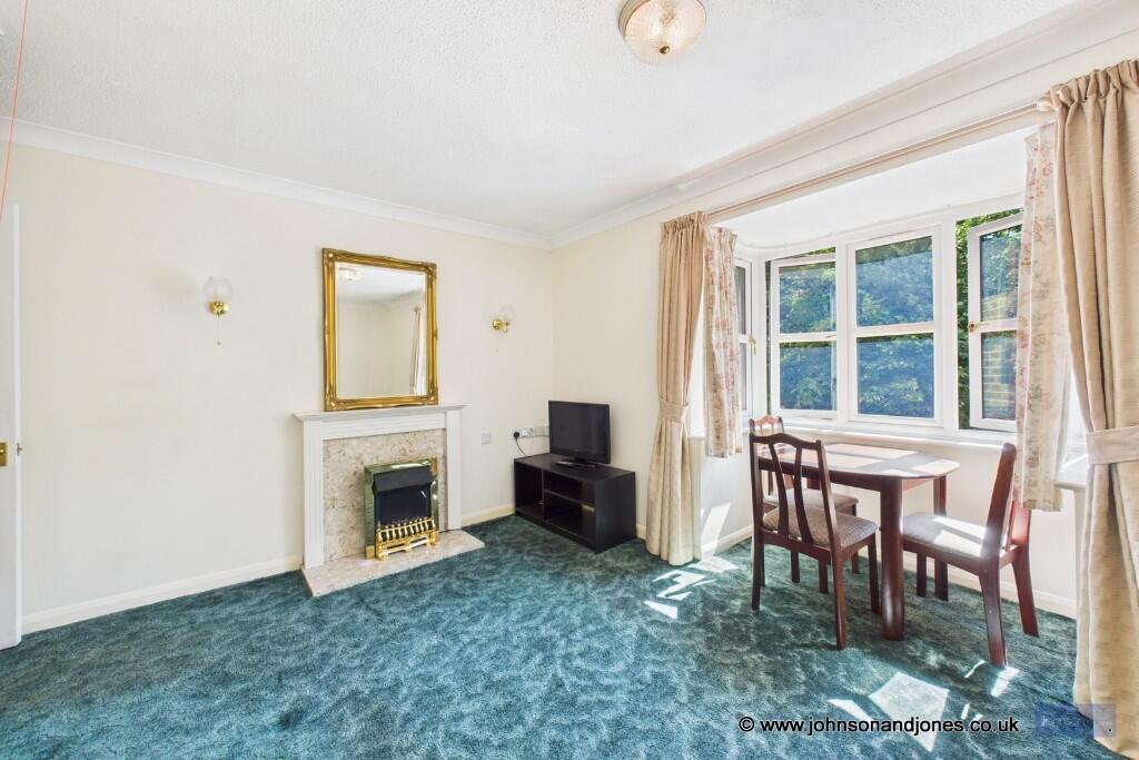 Chertsey Walk, Drill Hall Road, Chertsey, Surrey, KT16 photo 4