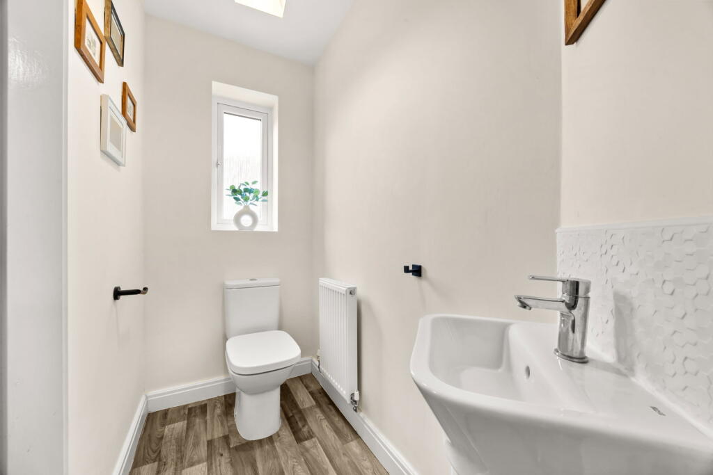 House in High Peak, Forge Manor, Chapel-en-le-Frith - View 5