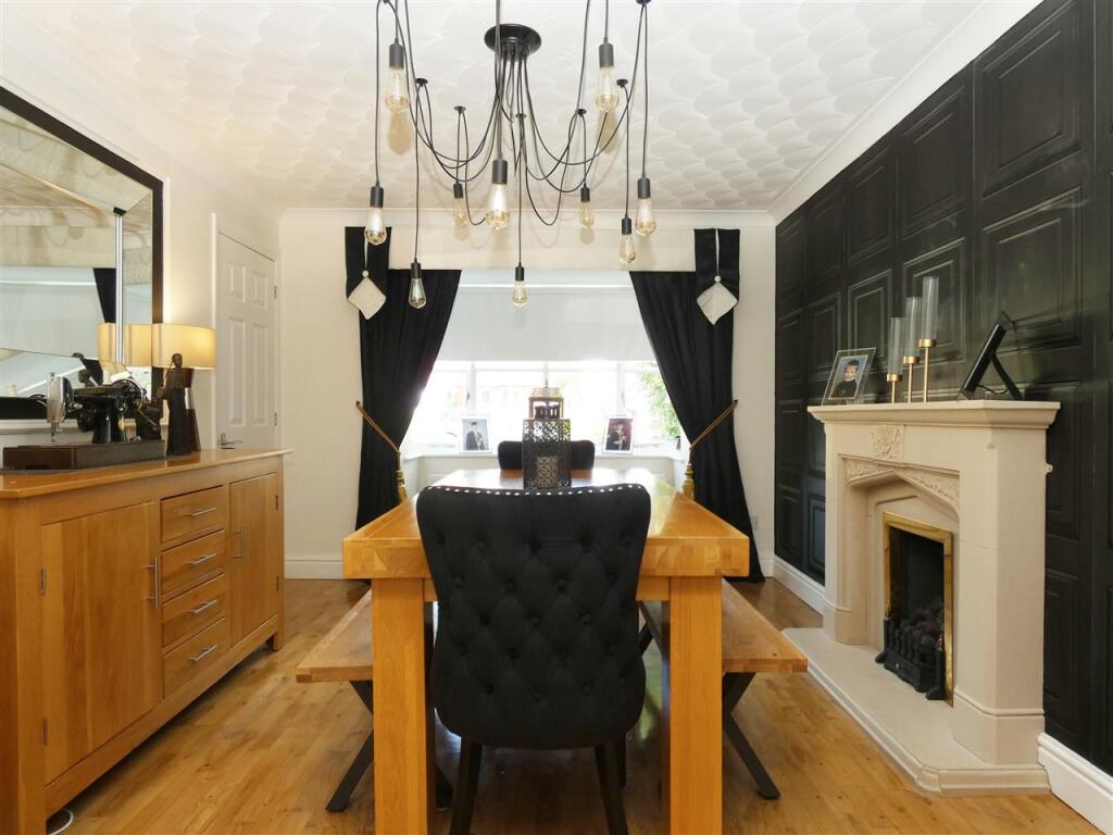 House in Knowsley, Liverpool City Region - View 6