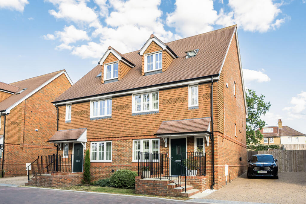 Main image of property: Fenton Close, Potters Bar, EN6