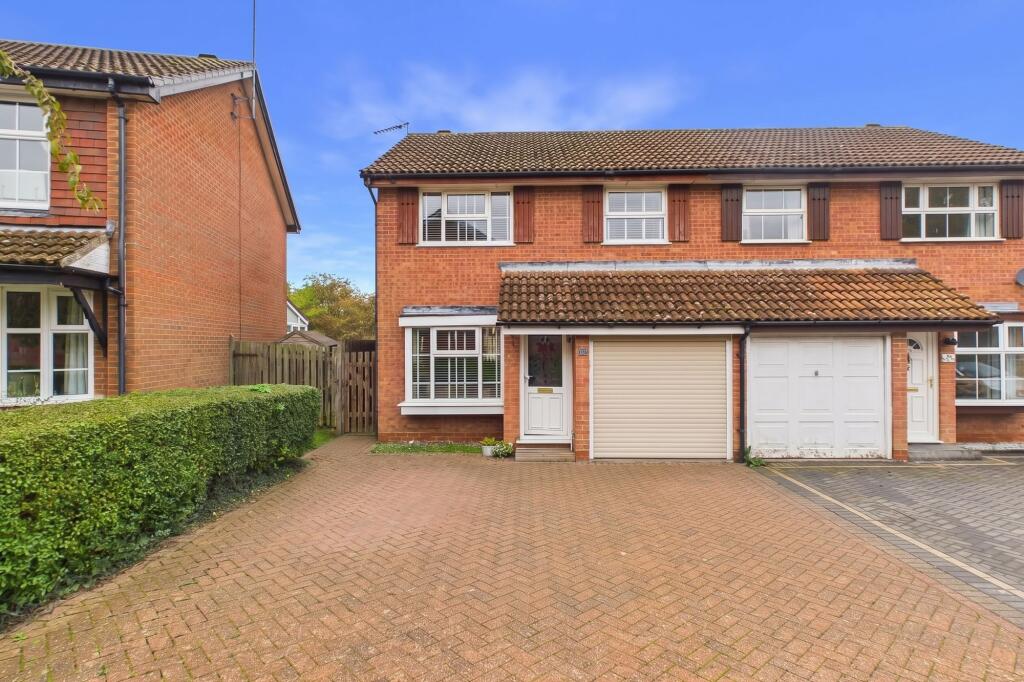 3-bed semi-detached on Ashwin Close, Brackley, NN13, £375,000