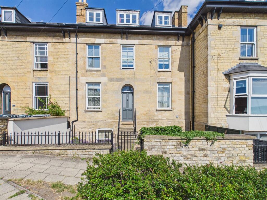 Main image of property: Brownlow Terrace, Stamford, Lincolnshire