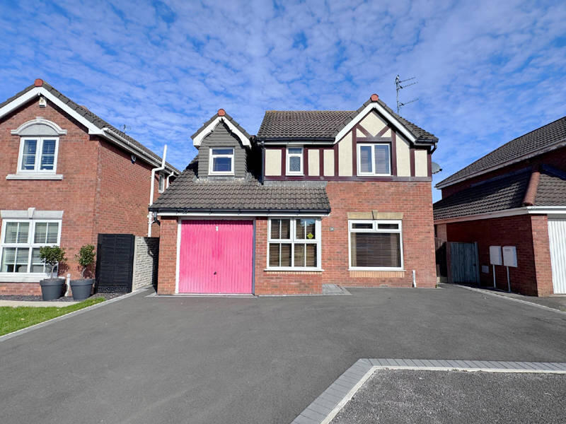 Main image of property: DALLAM DELL - THORNTON CLEVELEYS - FY5 4PX