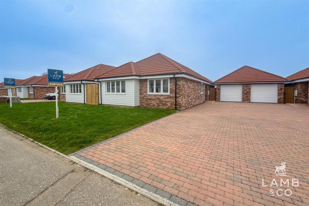4-bed detached on Plot 5, Connaught Fields, Weeley Heath, £318,250