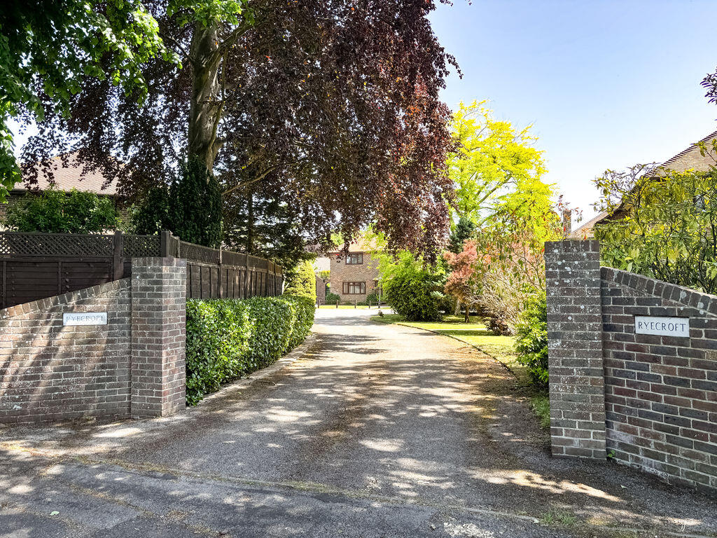 House in Havant, Warblington - View 4