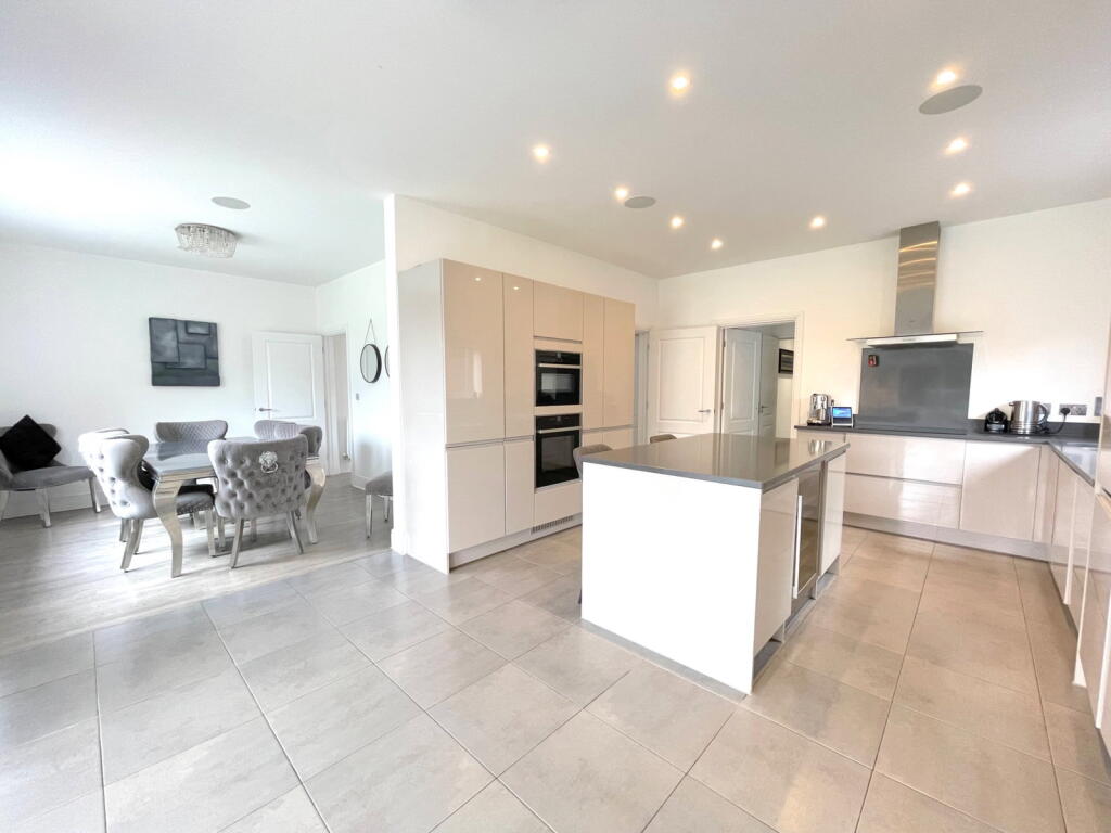 House in Eastchurch, Norwood - View 2