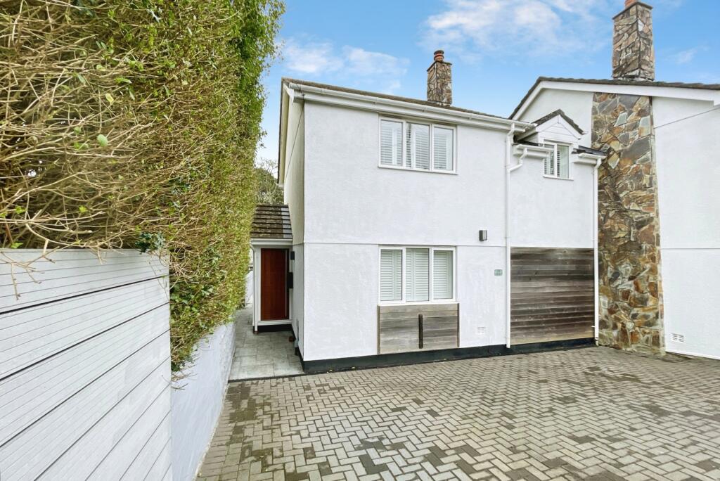 Main image of property: Park View, Truro, Cornwall, TR1